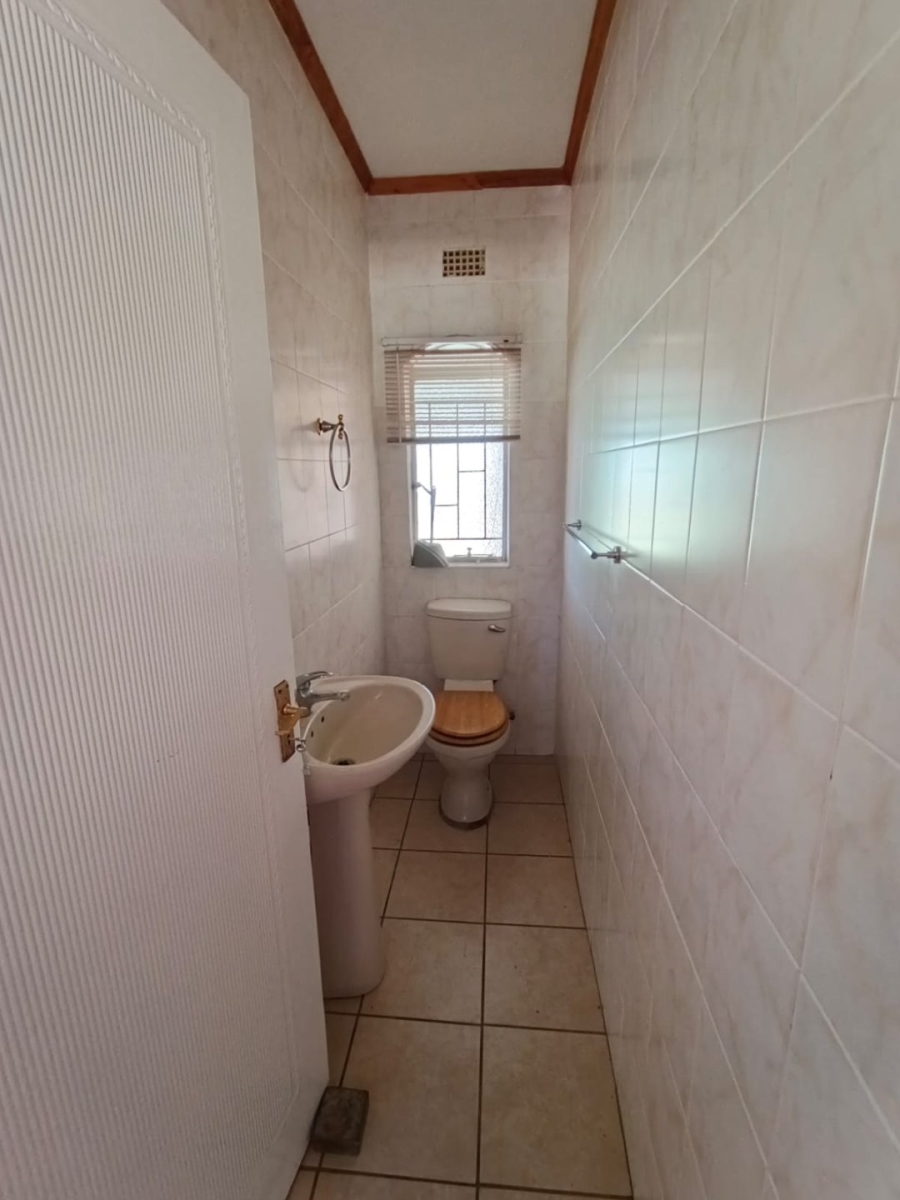 4 Bedroom Property for Sale in Elandia Free State